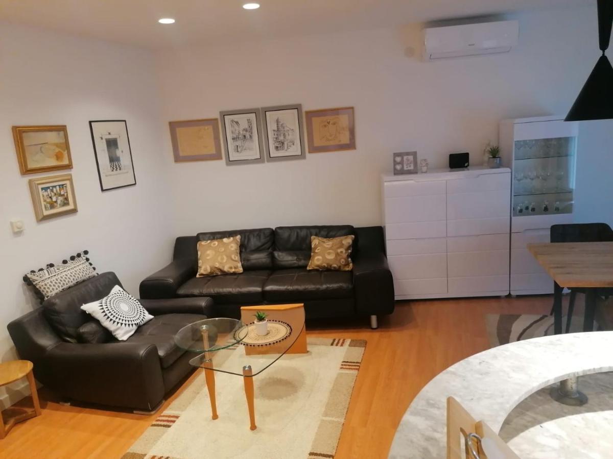 Apartment Pino 扎达尔 外观 照片